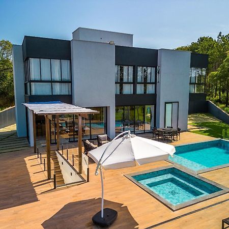 Pousada Com Piscina, Jacuzzi E Com Vista Em Capitolio - Casa Decore Eksteriør billede