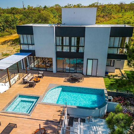 Pousada Com Piscina, Jacuzzi E Com Vista Em Capitolio - Casa Decore Eksteriør billede