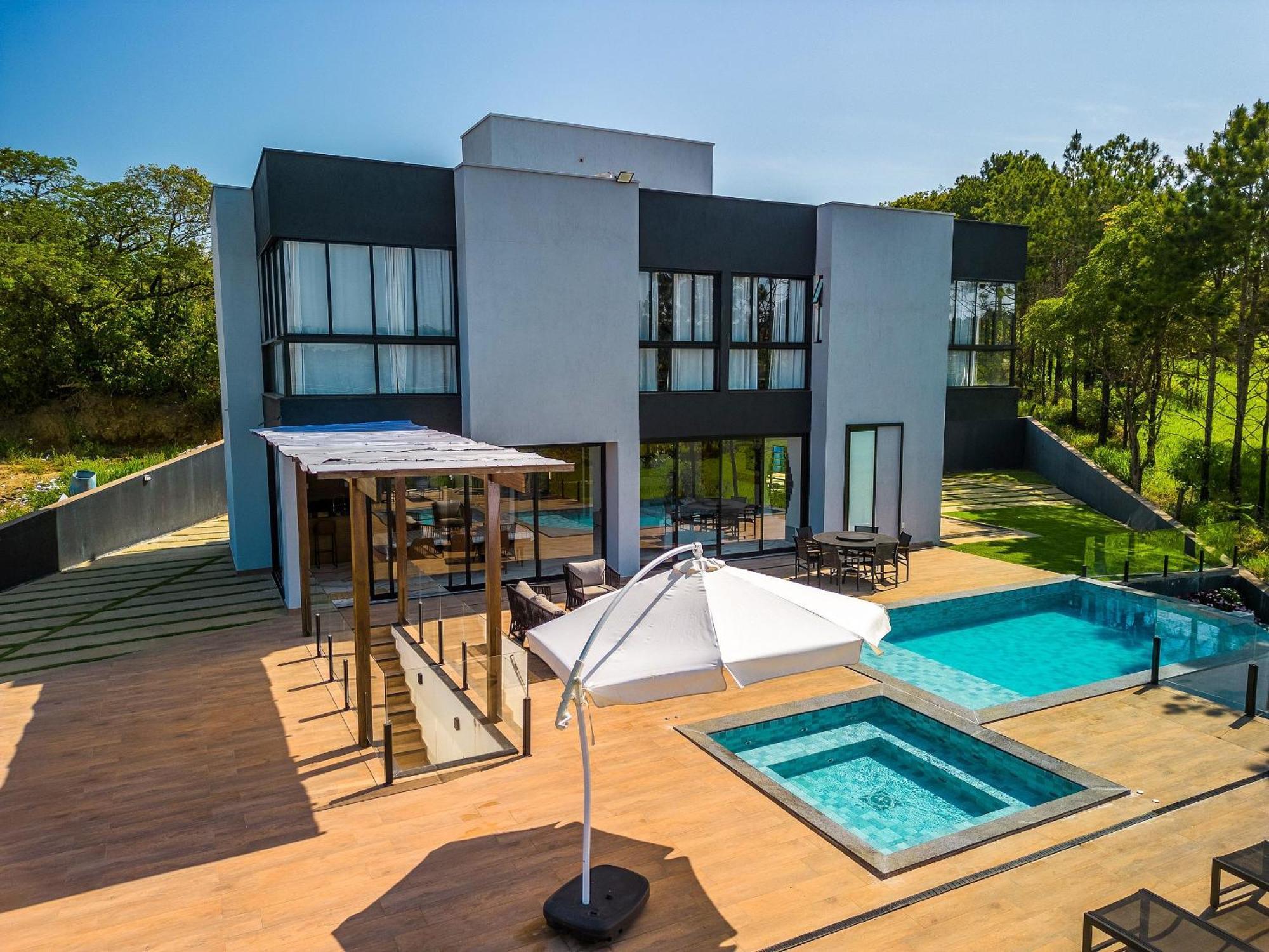 Pousada Com Piscina, Jacuzzi E Com Vista Em Capitolio - Casa Decore Eksteriør billede