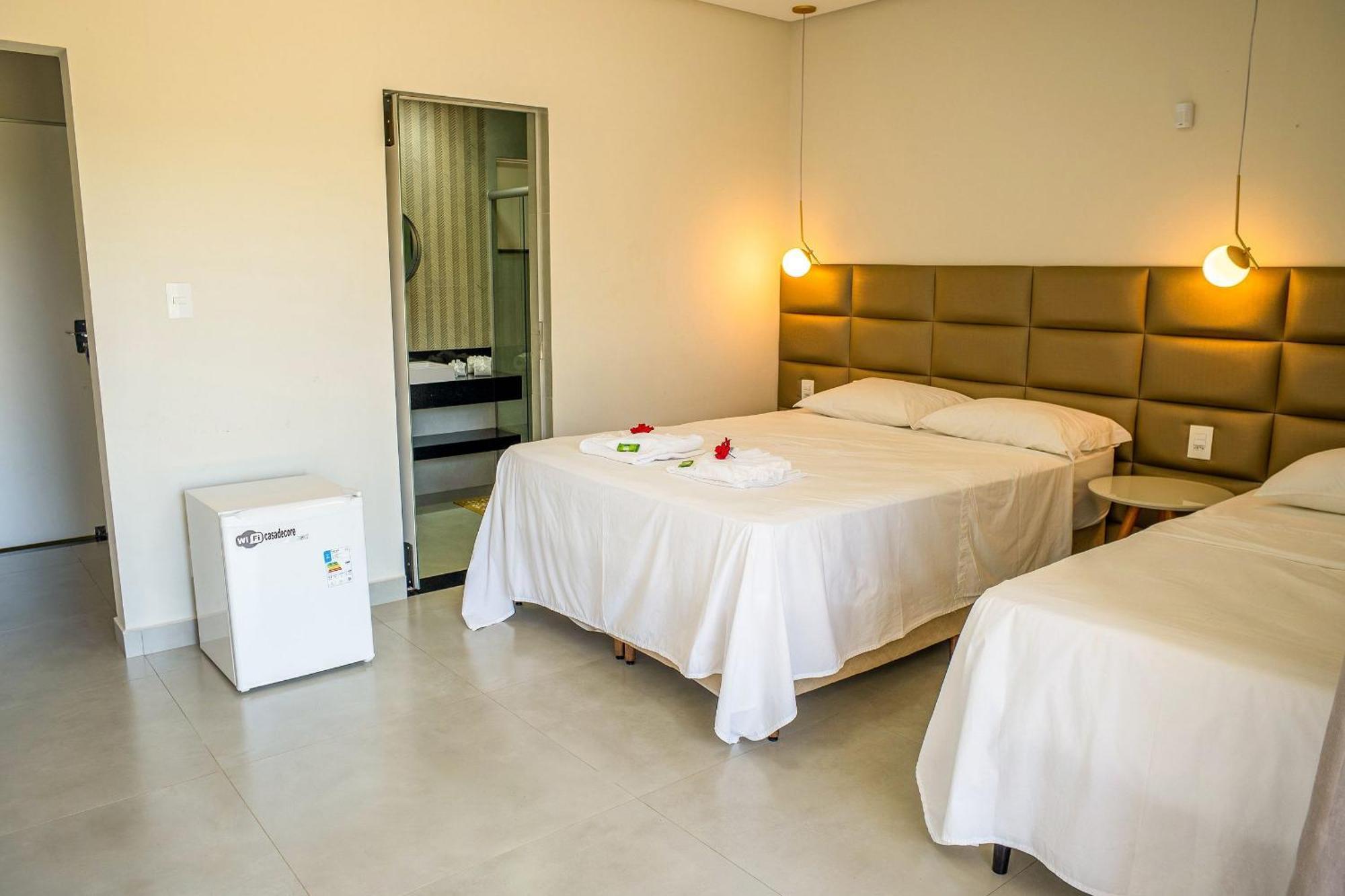 Pousada Com Piscina, Jacuzzi E Com Vista Em Capitolio - Casa Decore Eksteriør billede