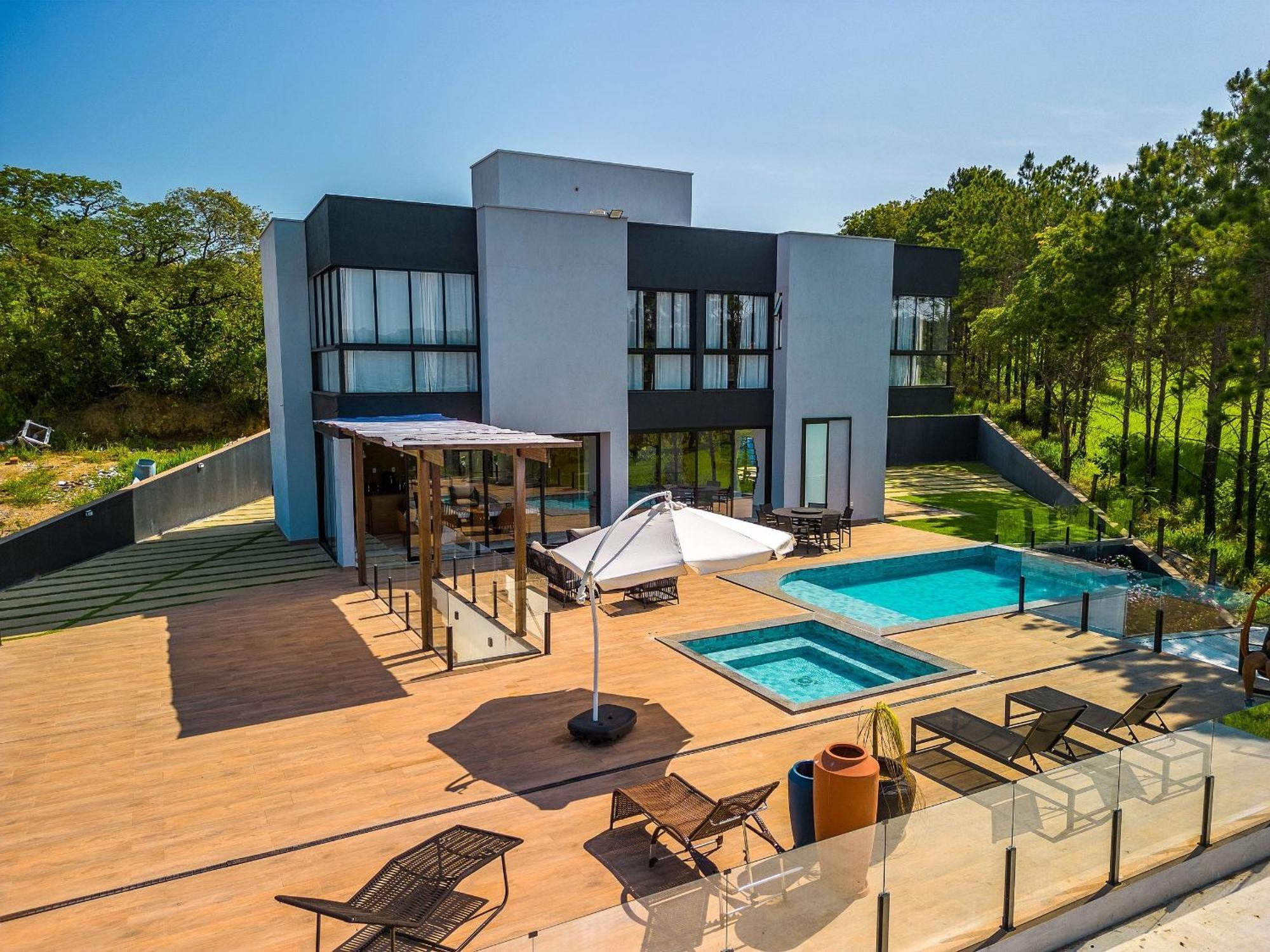 Pousada Com Piscina, Jacuzzi E Com Vista Em Capitolio - Casa Decore Eksteriør billede