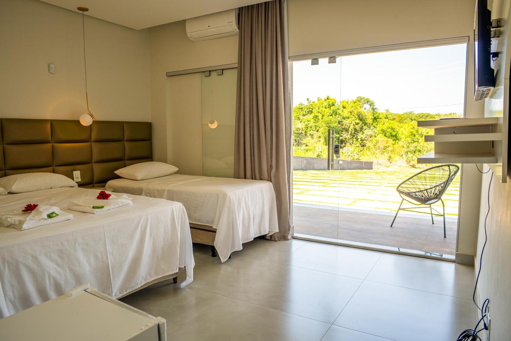Pousada Com Piscina, Jacuzzi E Com Vista Em Capitolio - Casa Decore Eksteriør billede